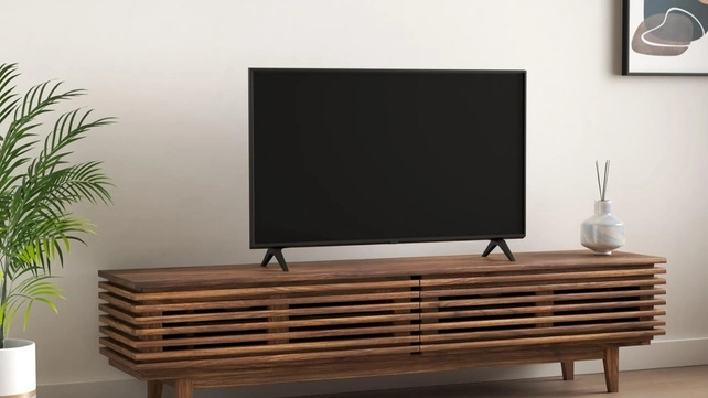 LG UR8000 Series (Best budget Smart TV)