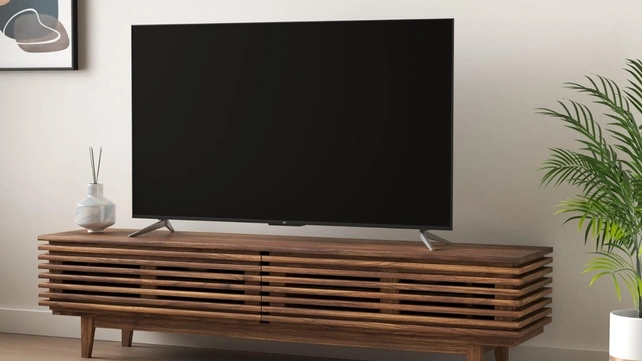TCL Q6 QLED (Best budget Smart TV)